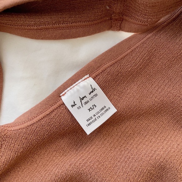 crop tops - Picture 3 of 3